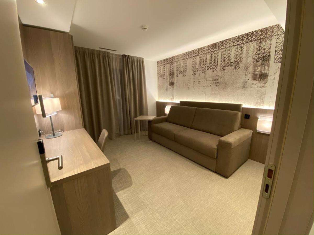 Attica Residences, Lausanne Saint Sulpice  Eksteriør billede