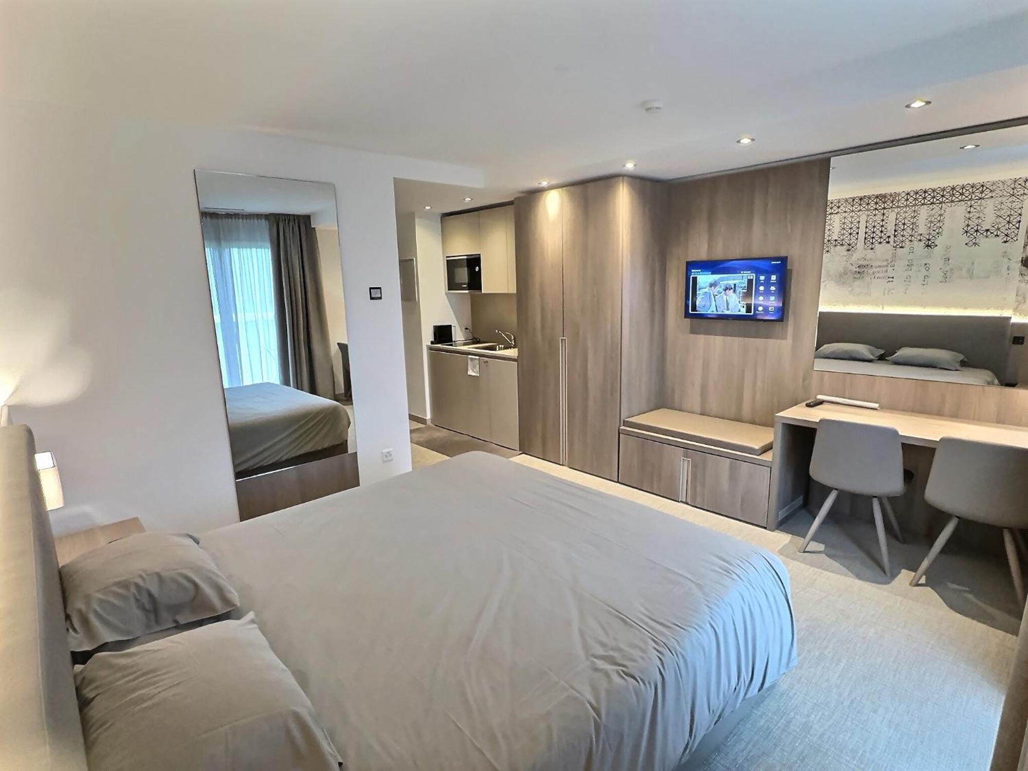 Attica Residences, Lausanne Saint Sulpice  Eksteriør billede